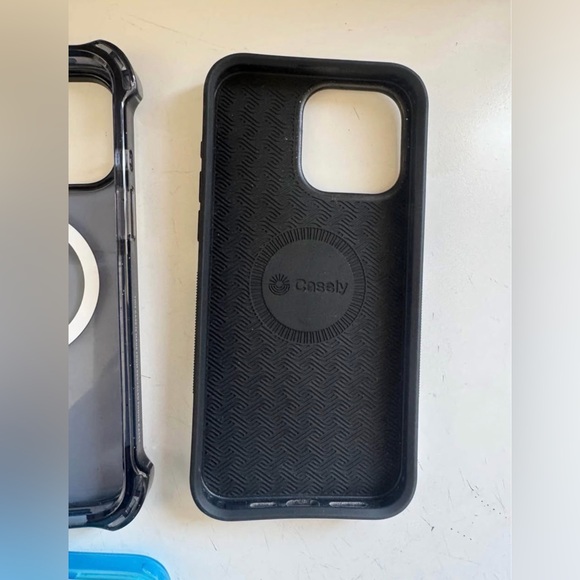 Six iPhone 15 Pro Max Cases - Casetify / Casely / Spigen / Velvet Caviar - Picture 3 of 7